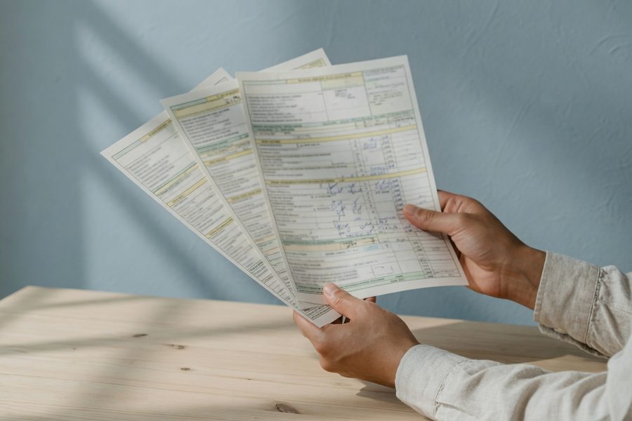 Comparison of take-home pay between W-2 and 1099 workers